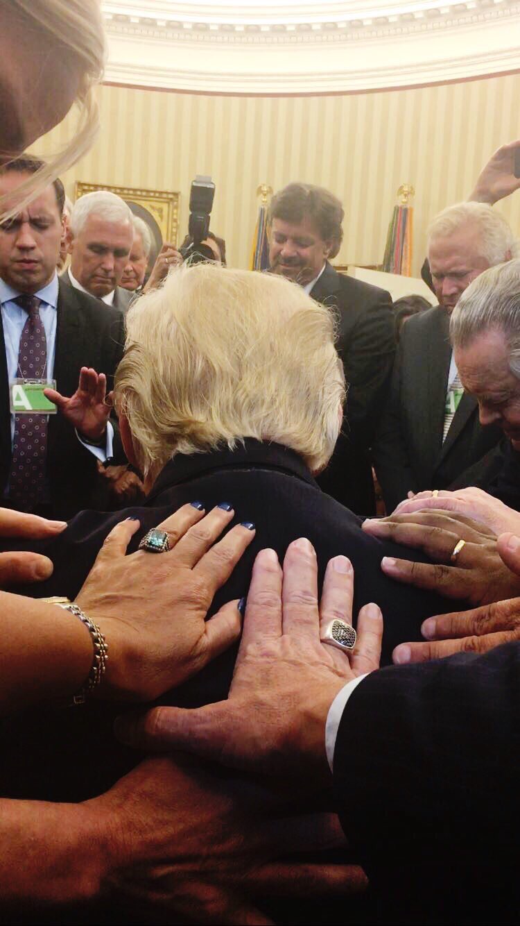 Evangelical leaders praying for President Donald Trump